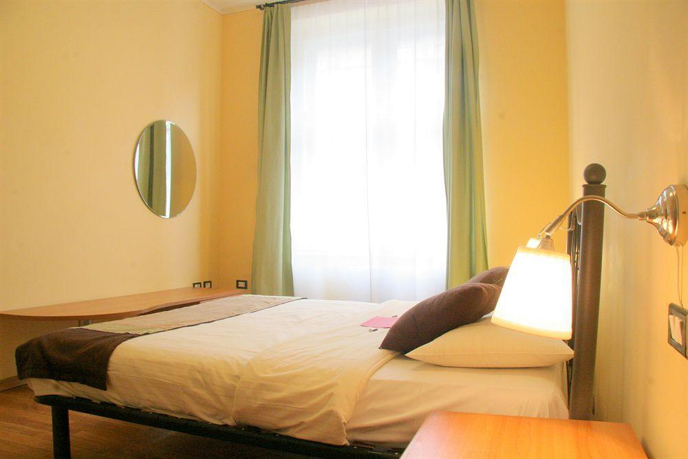 Central Hotel Tiepolo Prag Exteriör bild